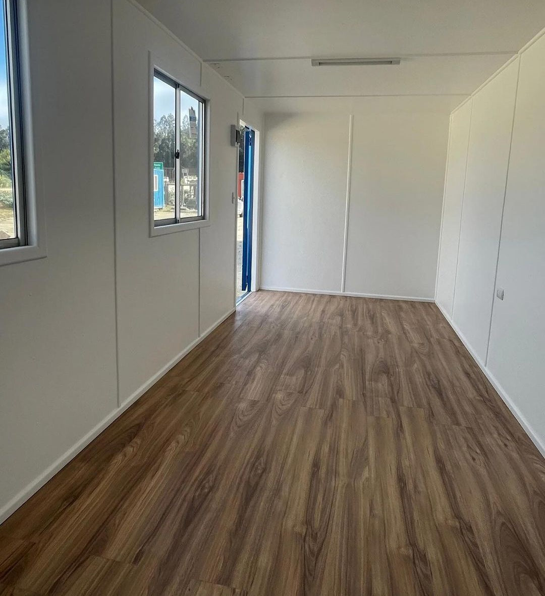 Contenedor de oficinas de 20 pies con aire acondicionado (Ref: 1301632)