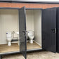 Pabellón sanitario modular con tres cabinas (Ref: S2103)