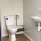 Pabellón sanitario modular con tres cabinas (Ref: S2103)