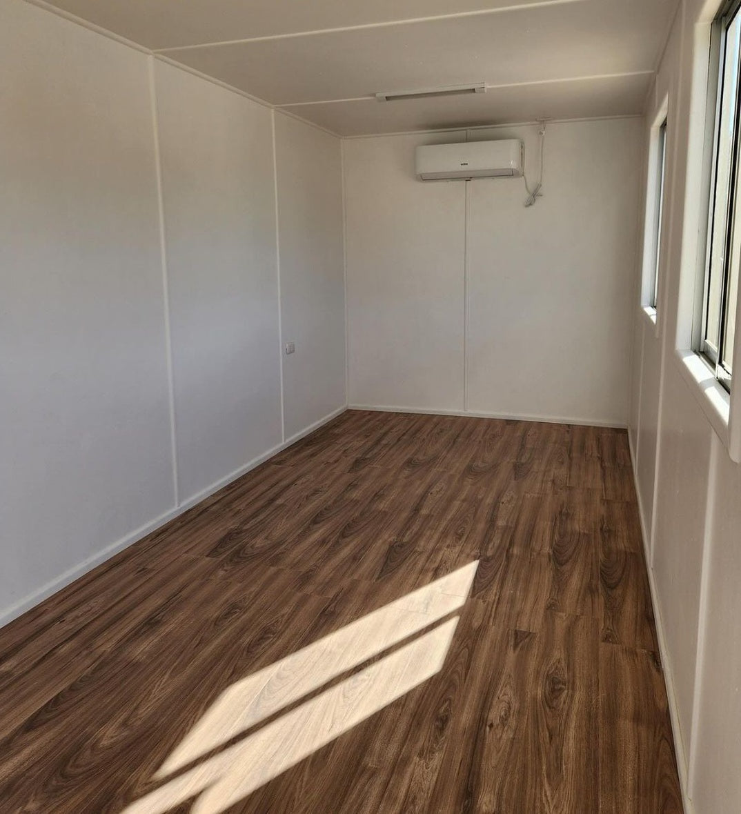 Contenedor de oficinas de 20 pies con aire acondicionado (Ref: 1301632)