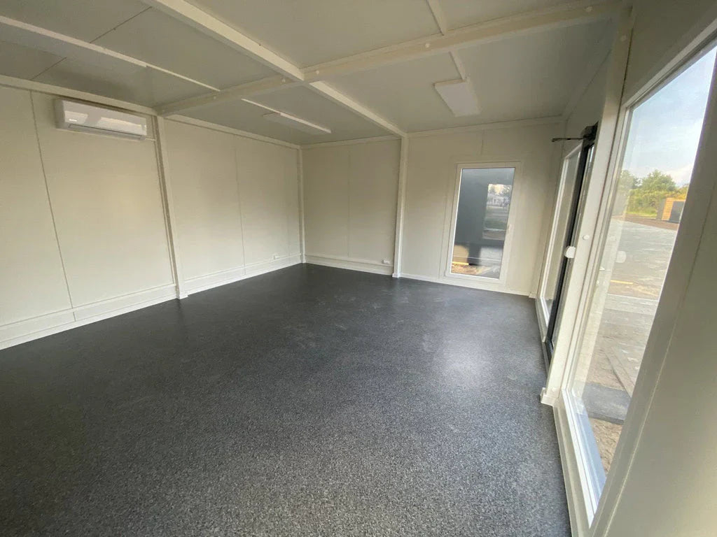 Contenedor de oficina tipo “Londres”, 6,00 x 5,00 m